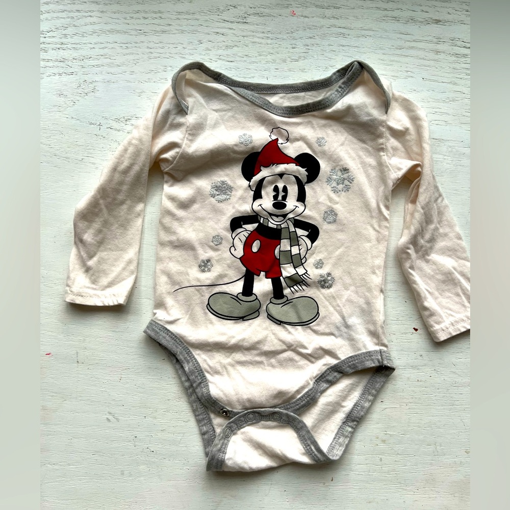 Disney Mickey Christmas 🎅 long sleeve onesie